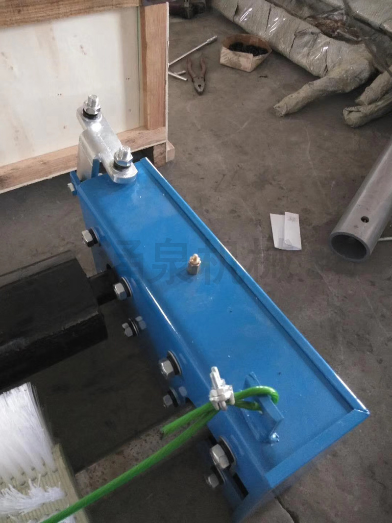 無動力滾刷清掃器 (9).jpg