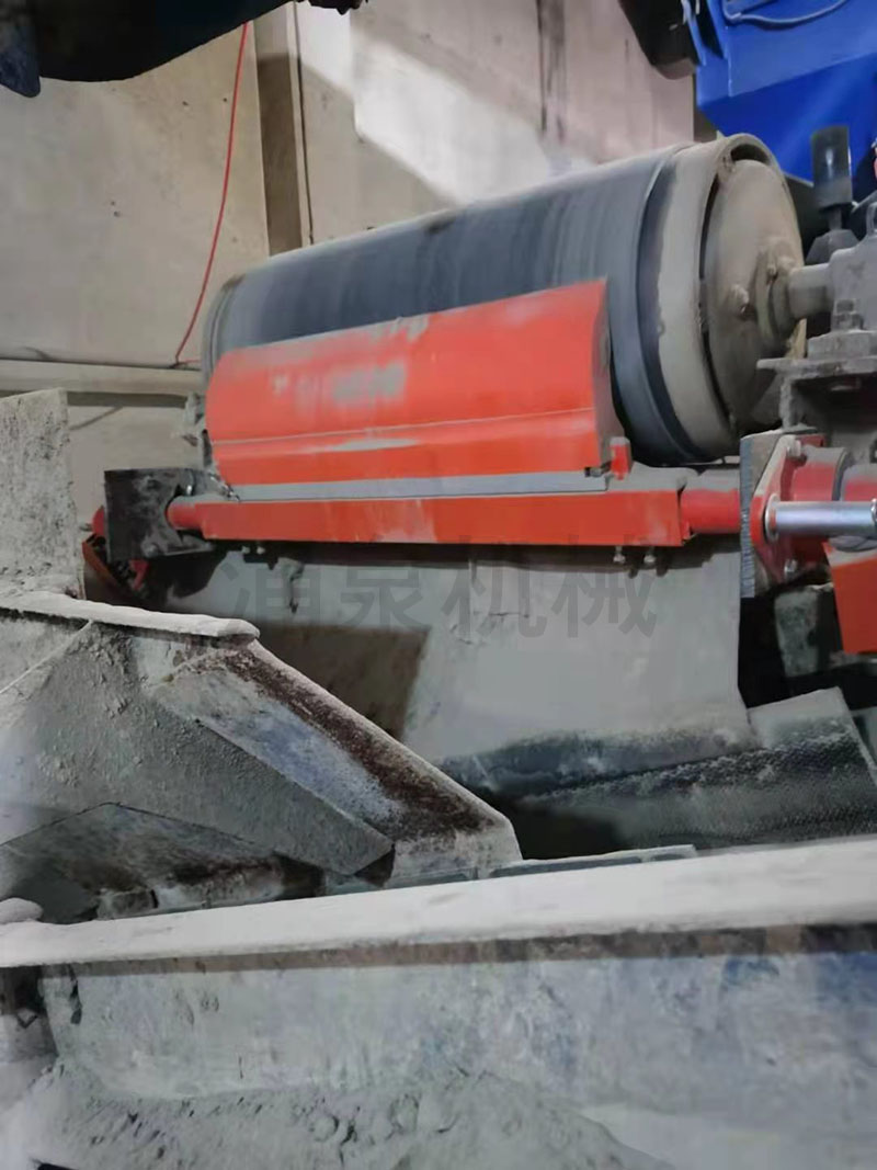 XHD馬丁款重型聚氨酯清掃器